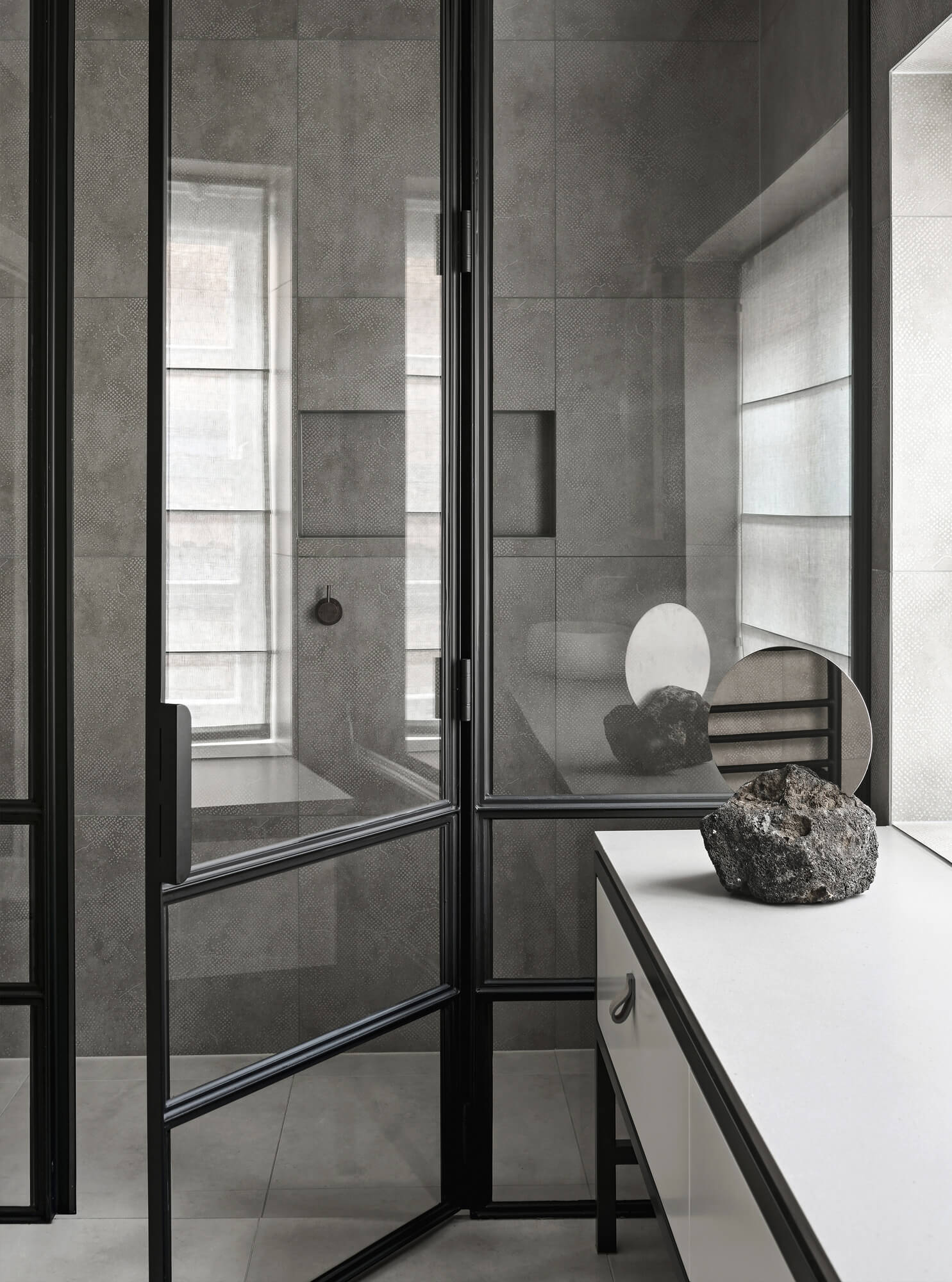 Arno Residence - Adele Bates