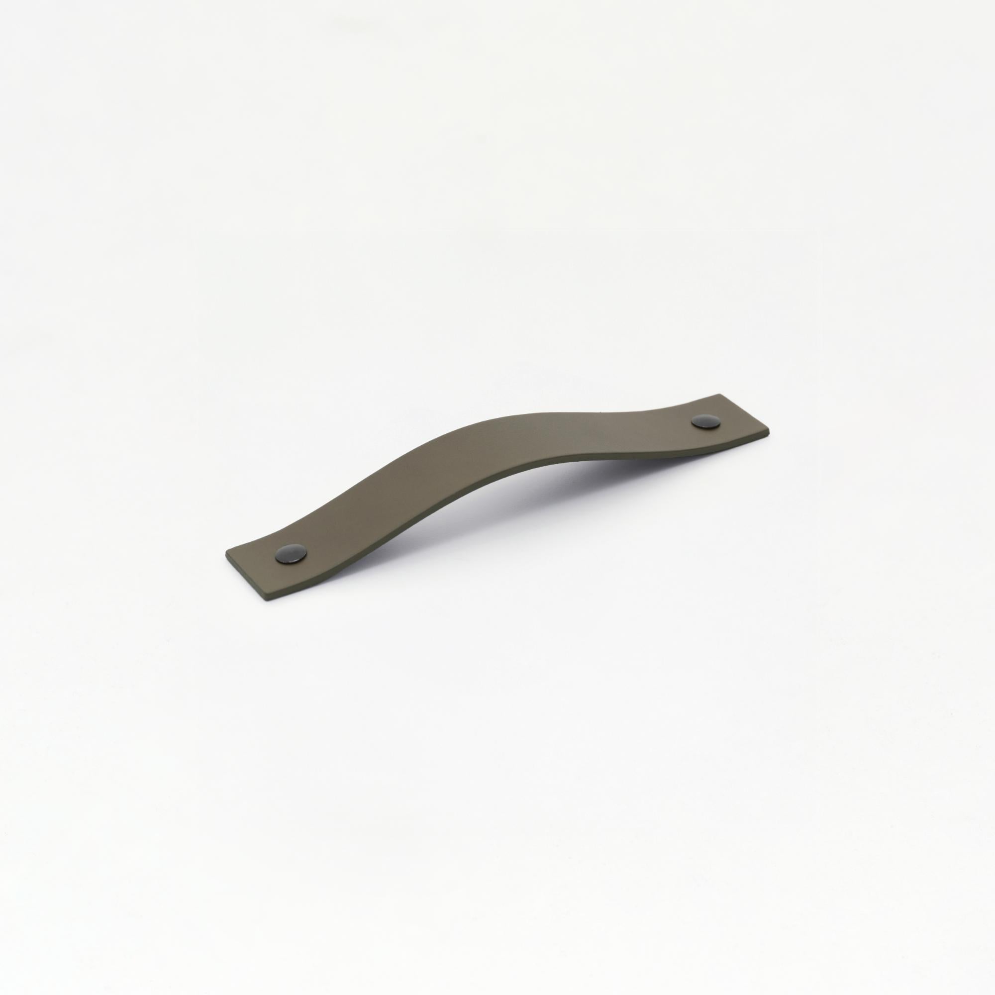 01 Leather Handle 200mm - Black Fixing